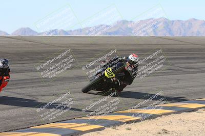 media/Dec-08-2024-CVMA (Sun) [[267e5a7075]]/Race 2-Amateur Supersport Open/